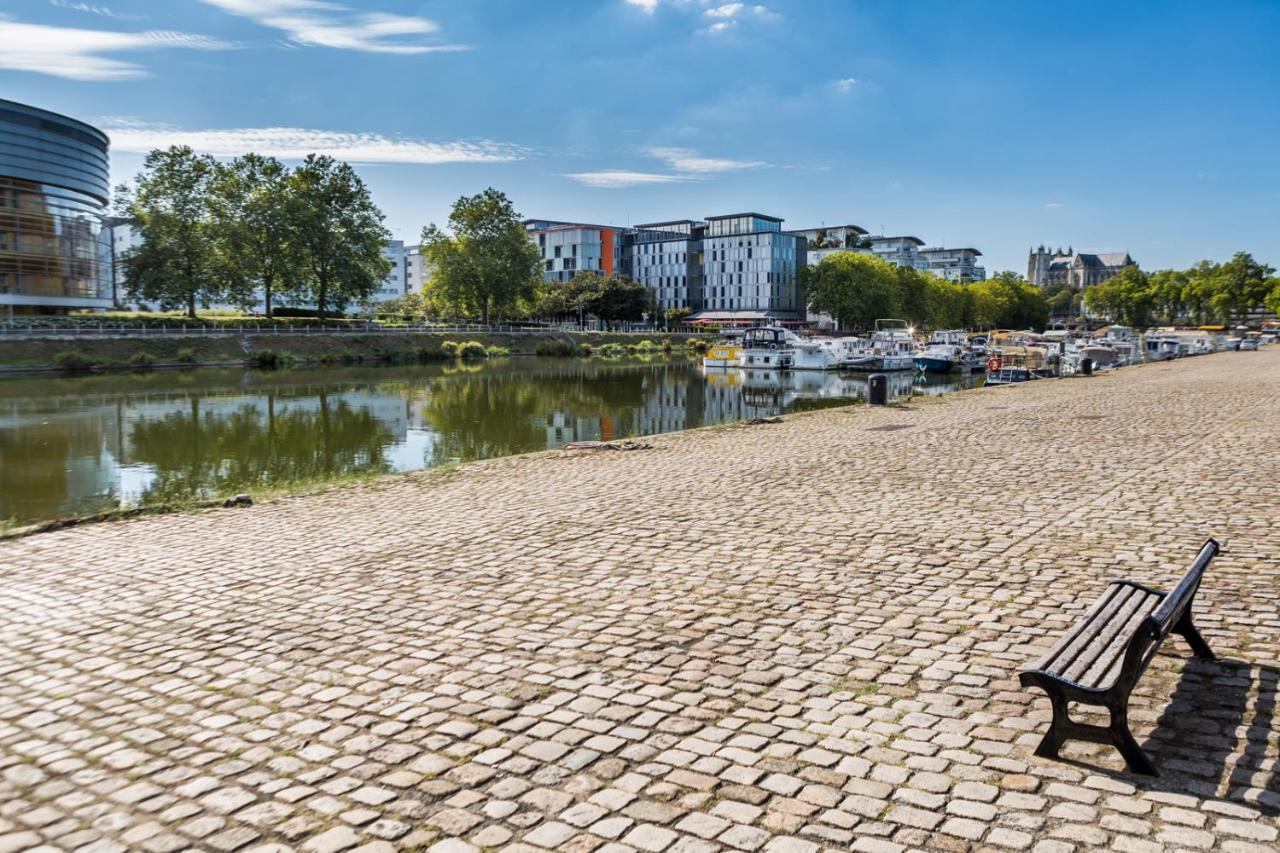 L'Idylle : T2 De Standing Avec Parking - Gare/Cite Des Congres/Lieu Unique Lägenhet Nantes Exteriör bild